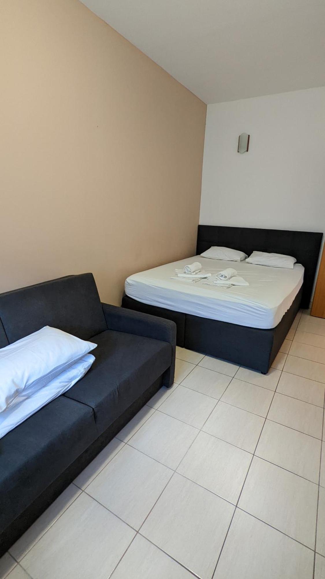 Apartments Vesna Gradac  Quarto foto